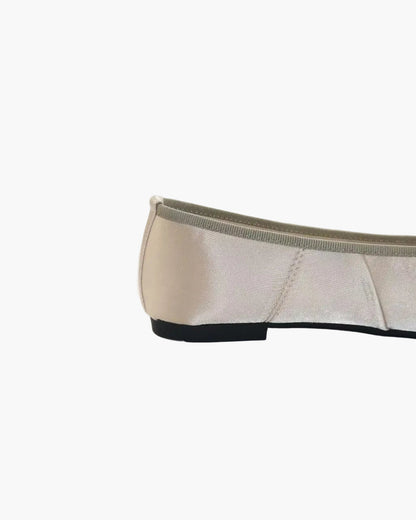 Satin Wrinkles Tabi Ballet Flats