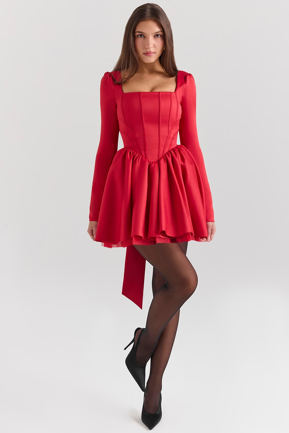 Sexy Long Sleeve U-Neck Cinched Pleated Dress
