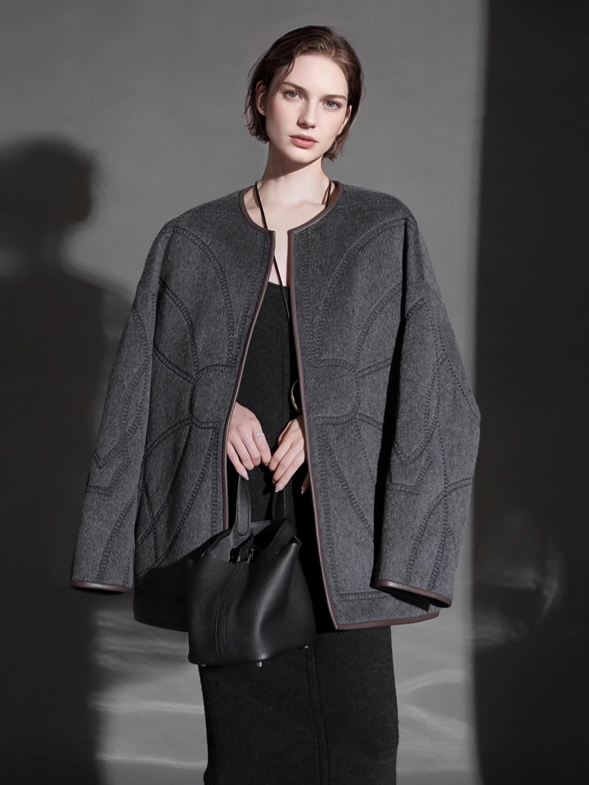 Elegant Wool Coat for Women – Double-Faced Suri Alpaca Blend Overcoat with Chain Motif and Leather Trim