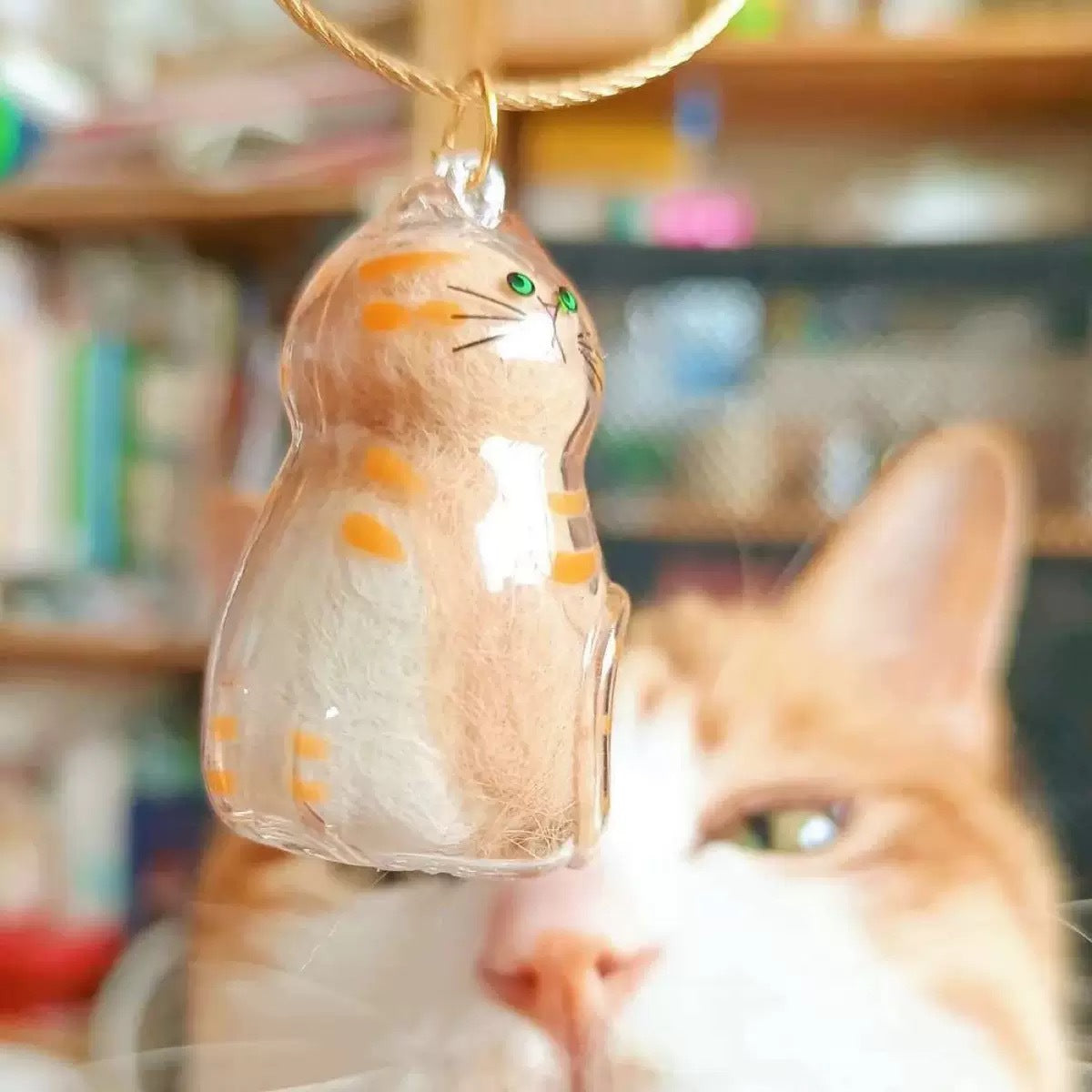 😻💕Cat Hair Collector Keychain Charm - Memorial Storage Box