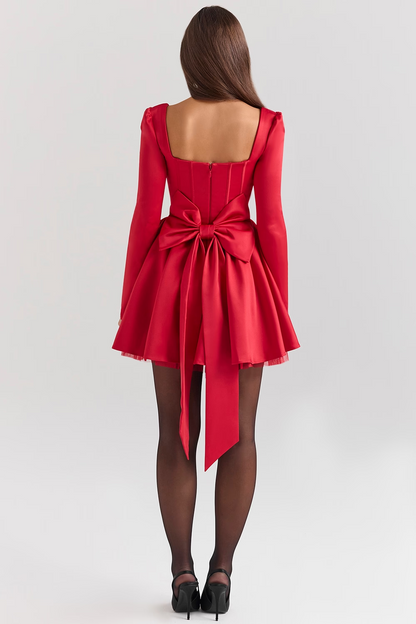 Sexy Long Sleeve U-Neck Cinched Pleated Dress